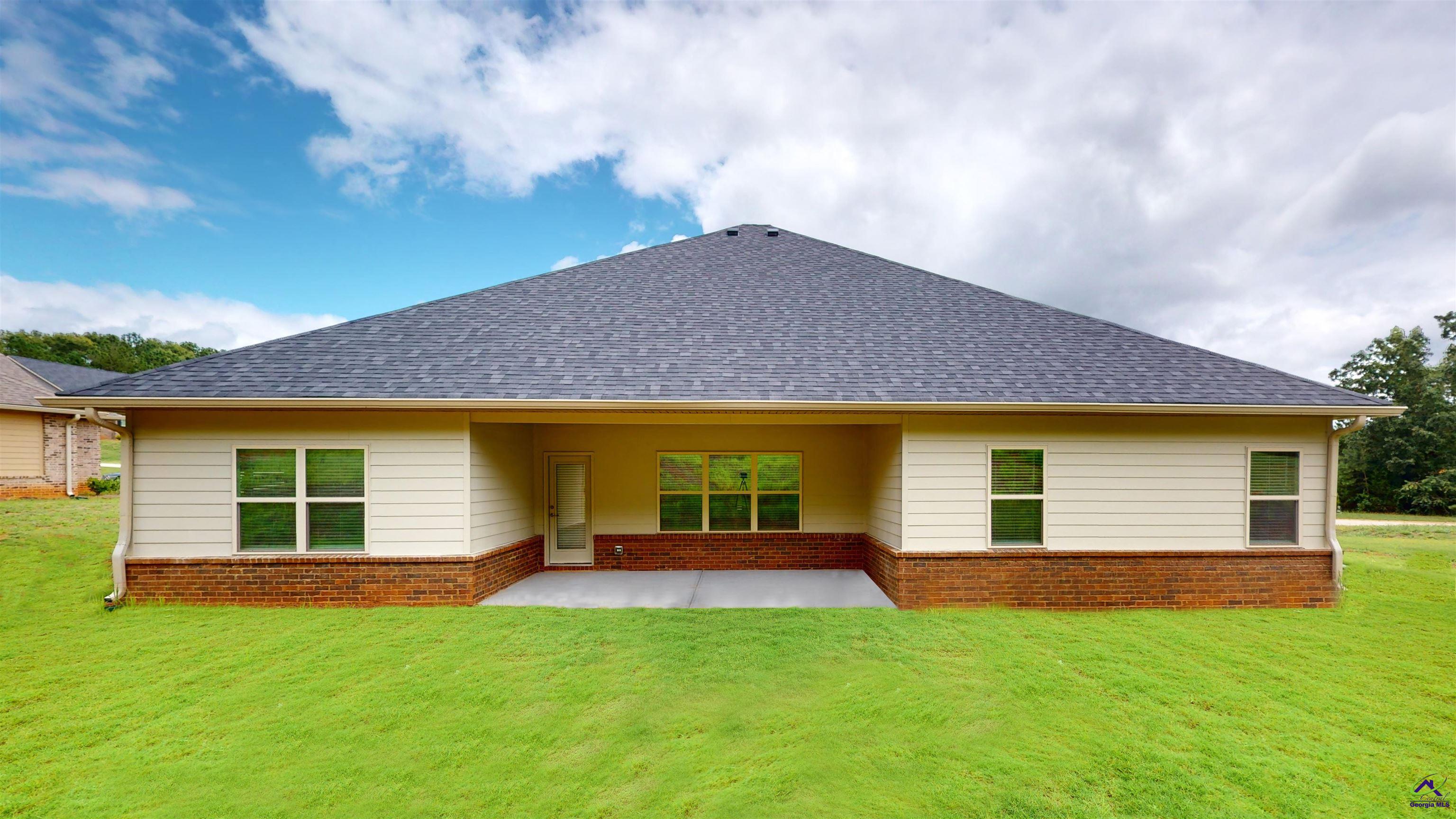 458 SOUTHERN OAKS Drive