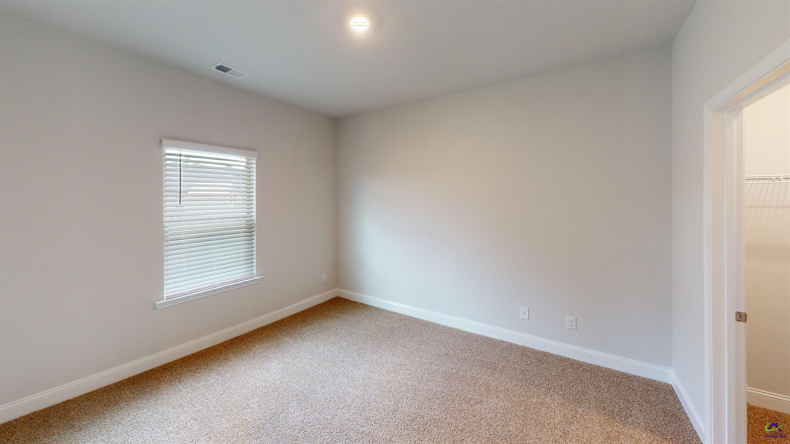 458 SOUTHERN OAKS Drive