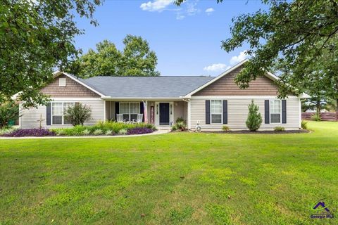 202 Redbird Circle Bonaire GA 31005