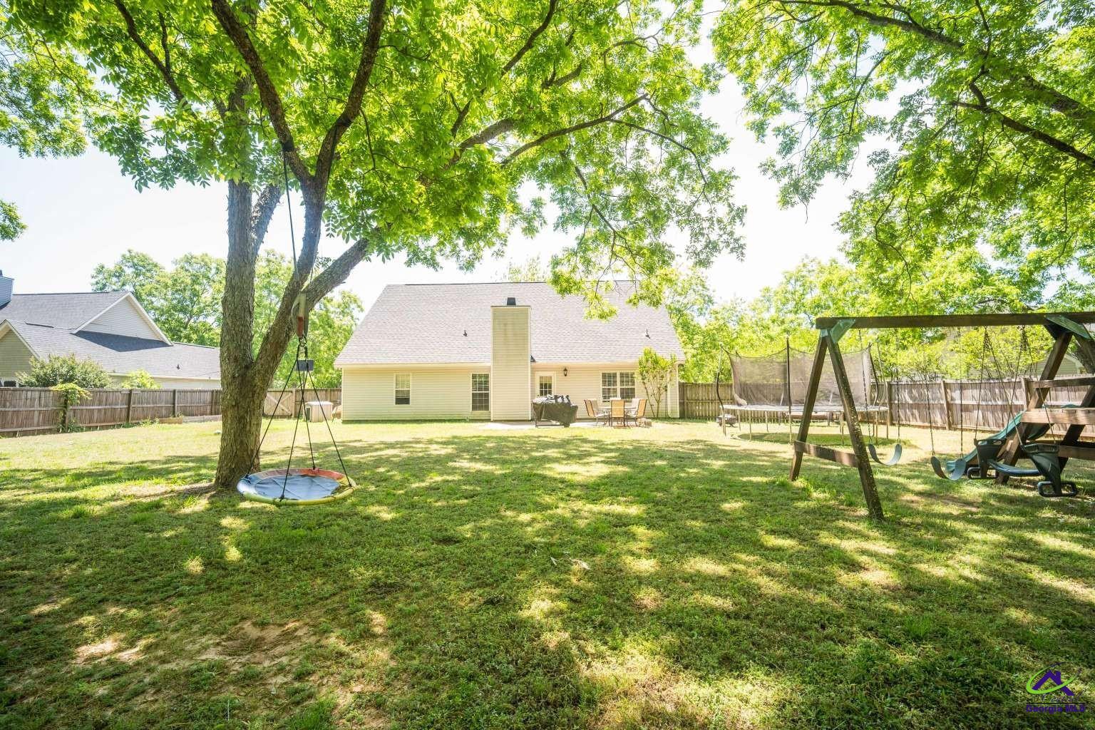111 Grove Lane