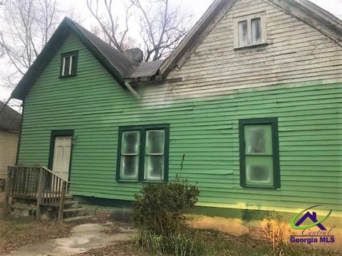 213 E Johnson Street Dublin GA 31021