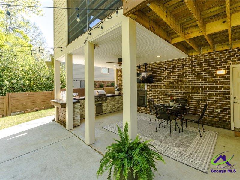 351 Carillon Lane