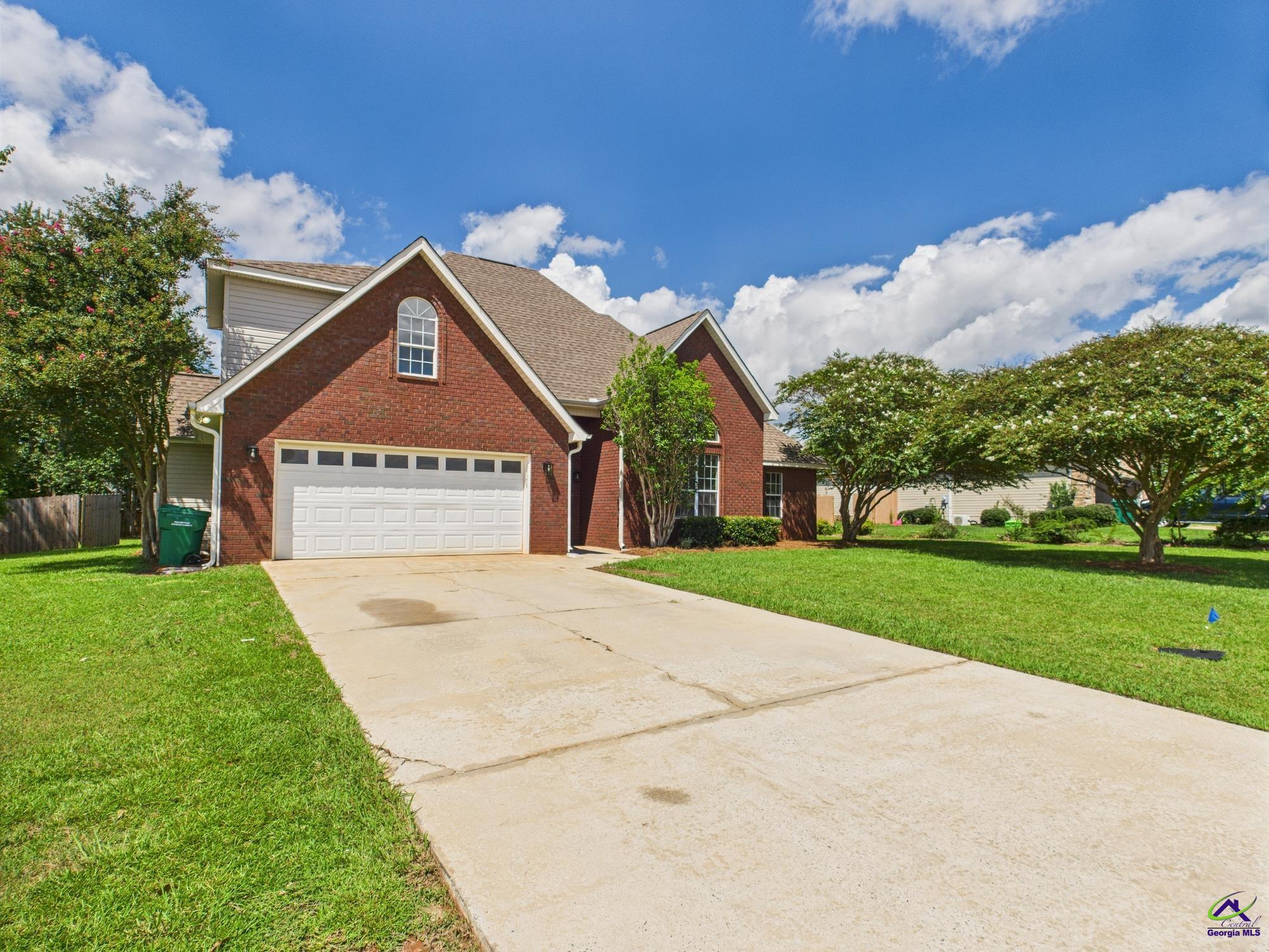 128 Holly Pointe