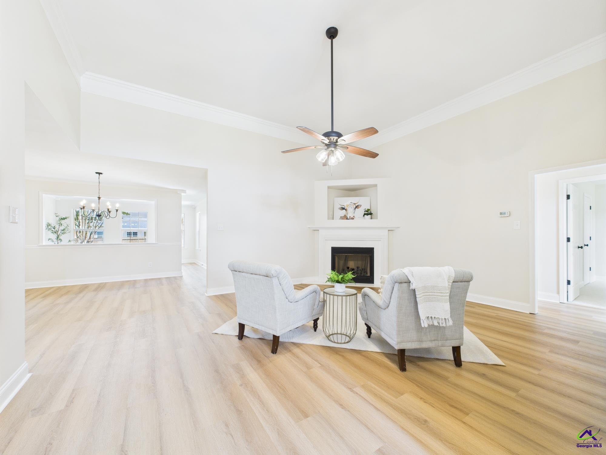 128 Holly Pointe