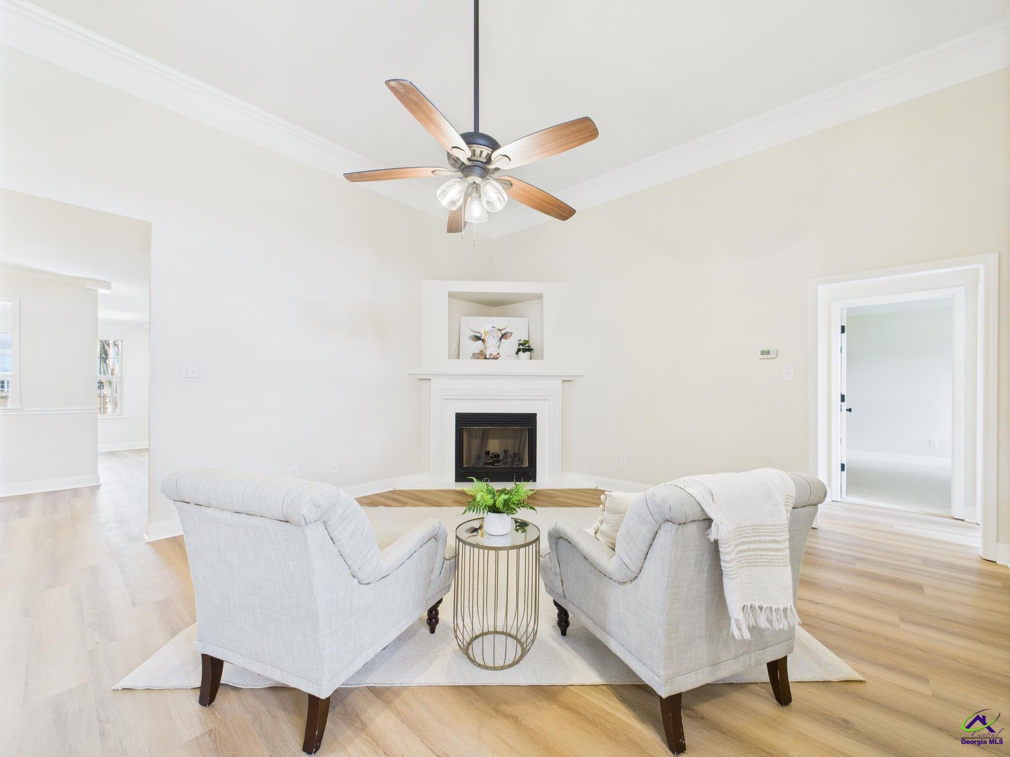 128 Holly Pointe