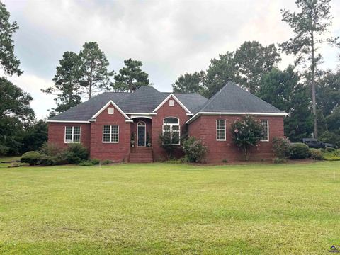 150 Wood Oak Circle Cochran GA 31014