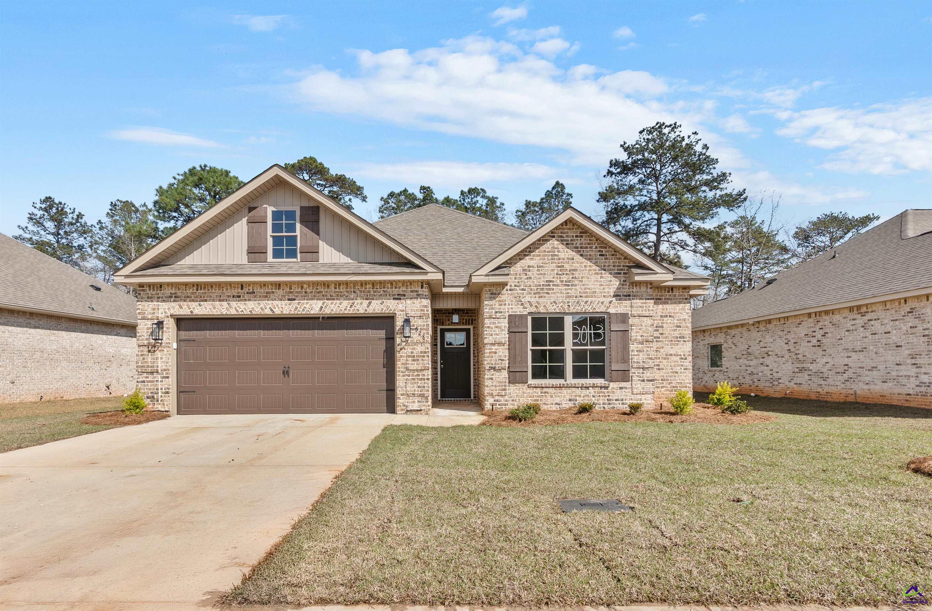 528 Bristleleaf Path