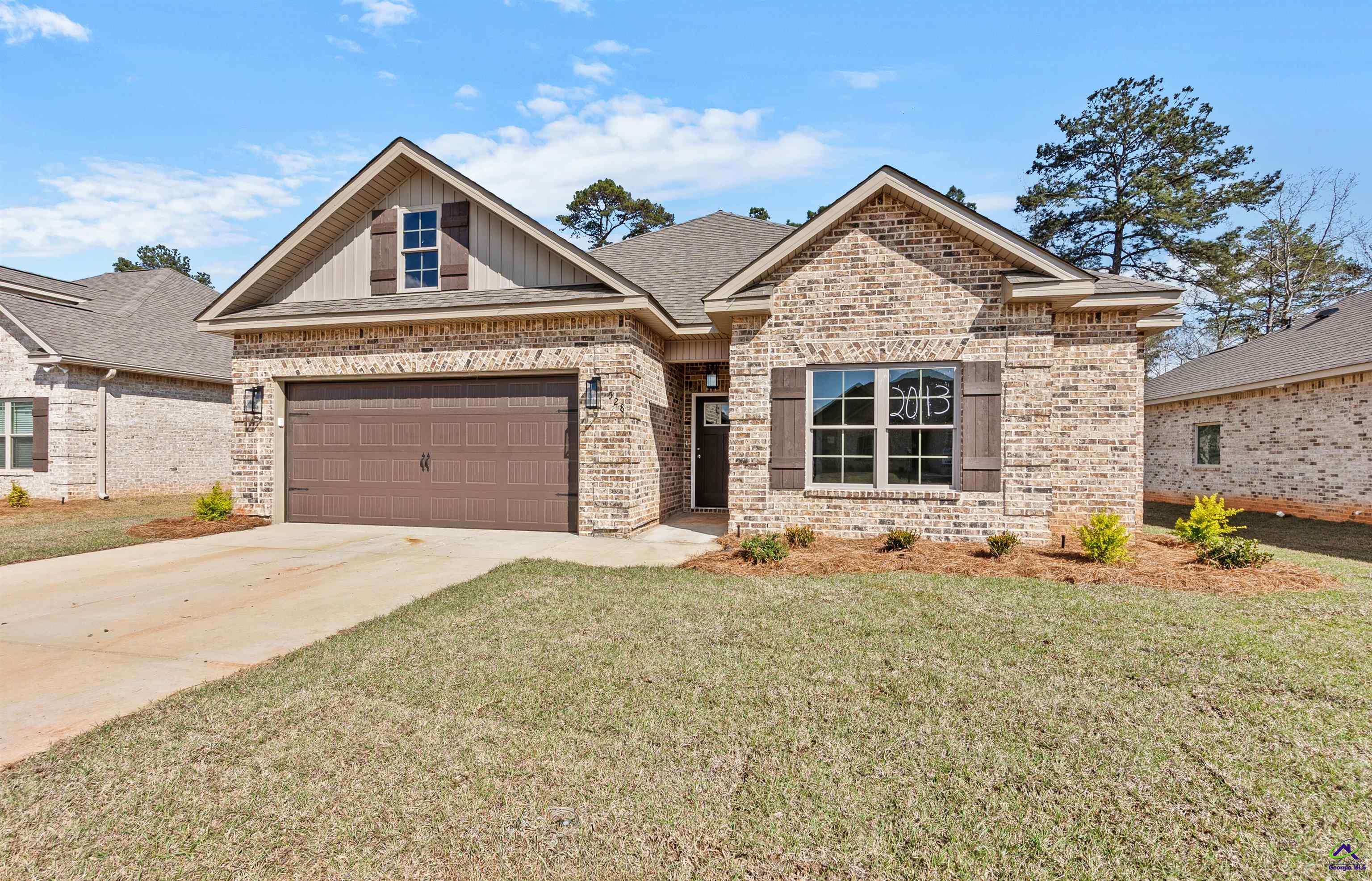 528 Bristleleaf Path