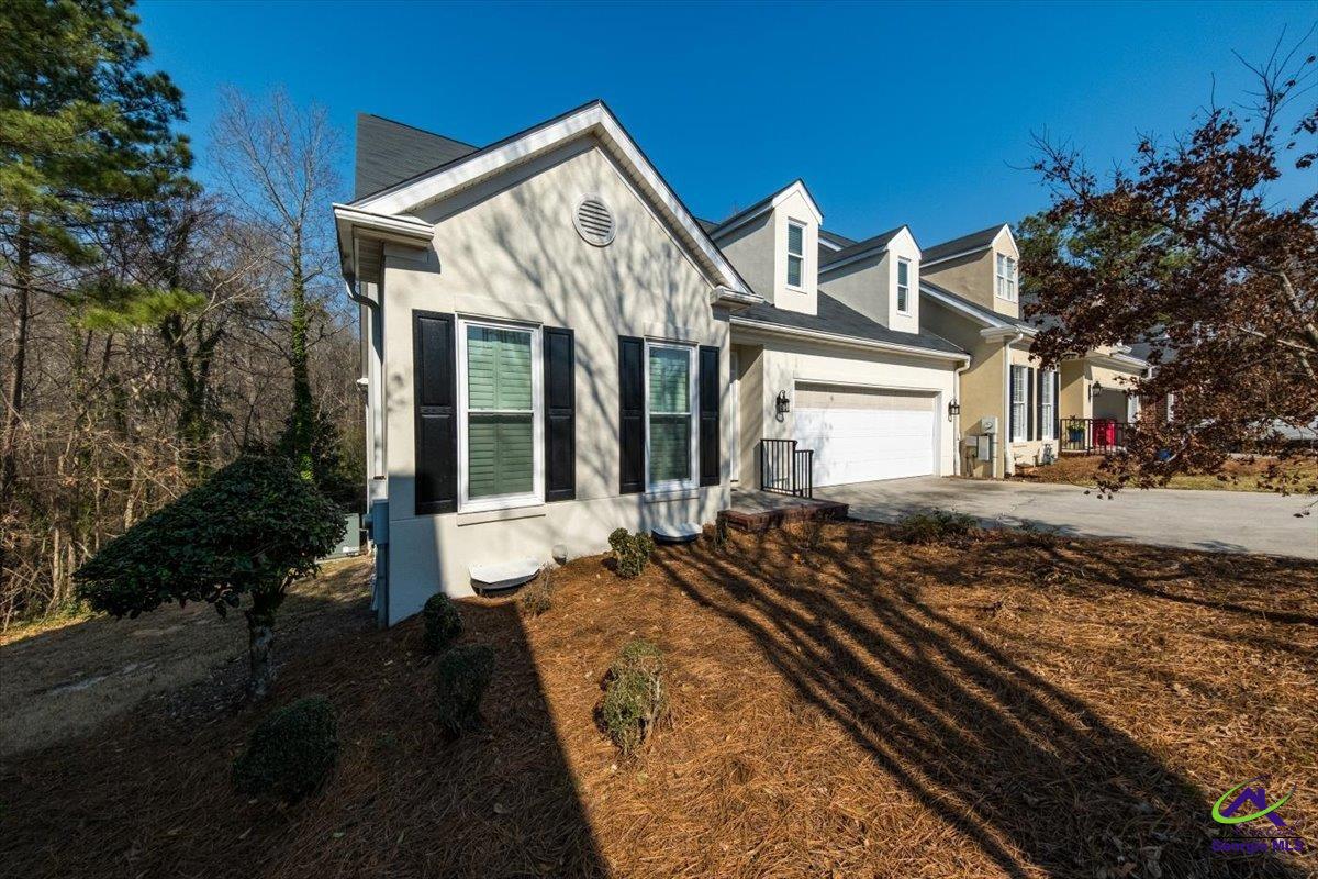 416 Carrington Circle