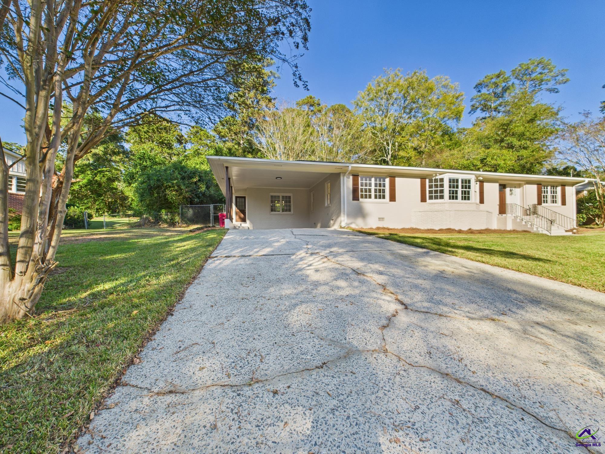 2973 Victoria Circle