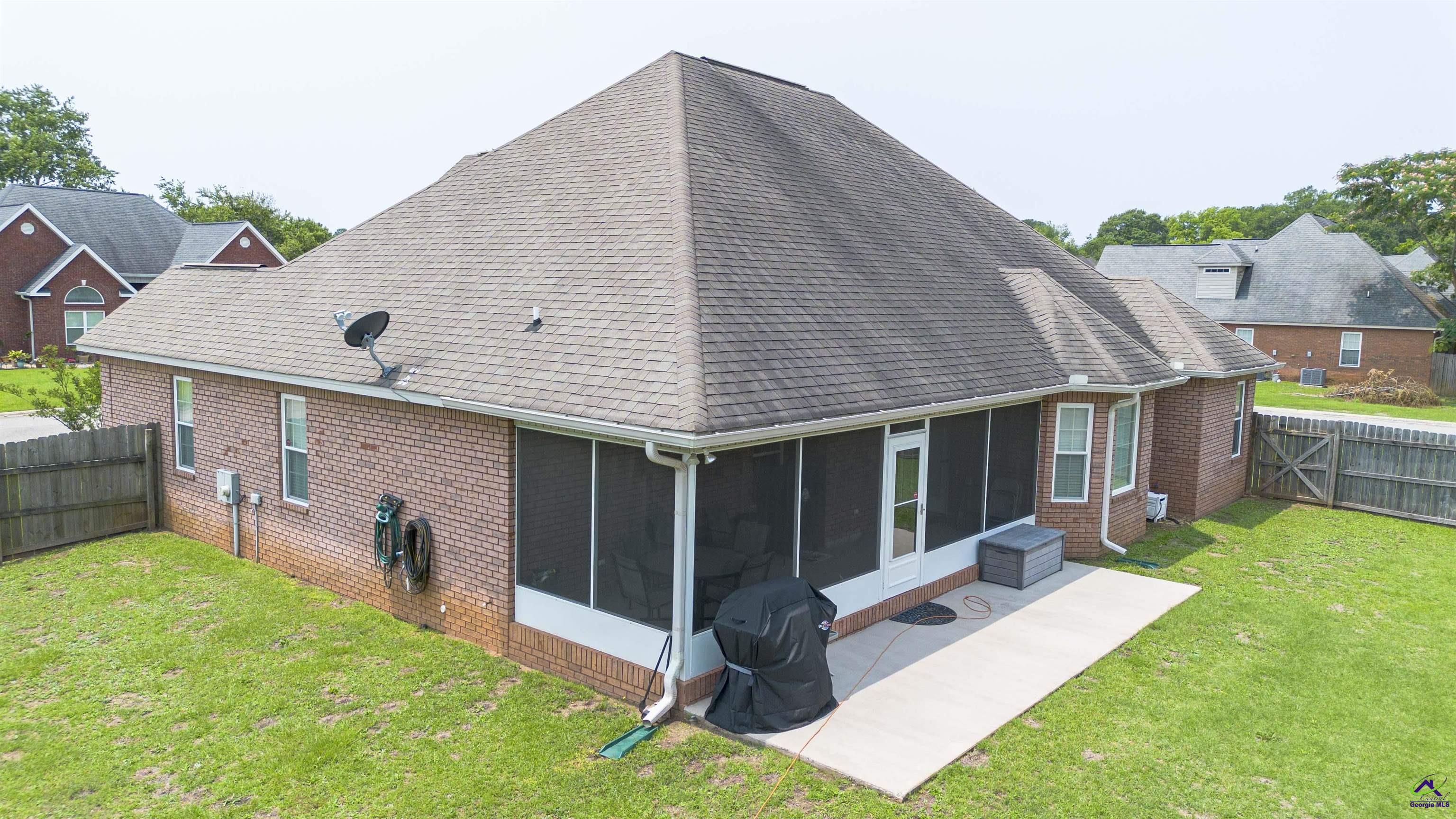 301 Asbell Way