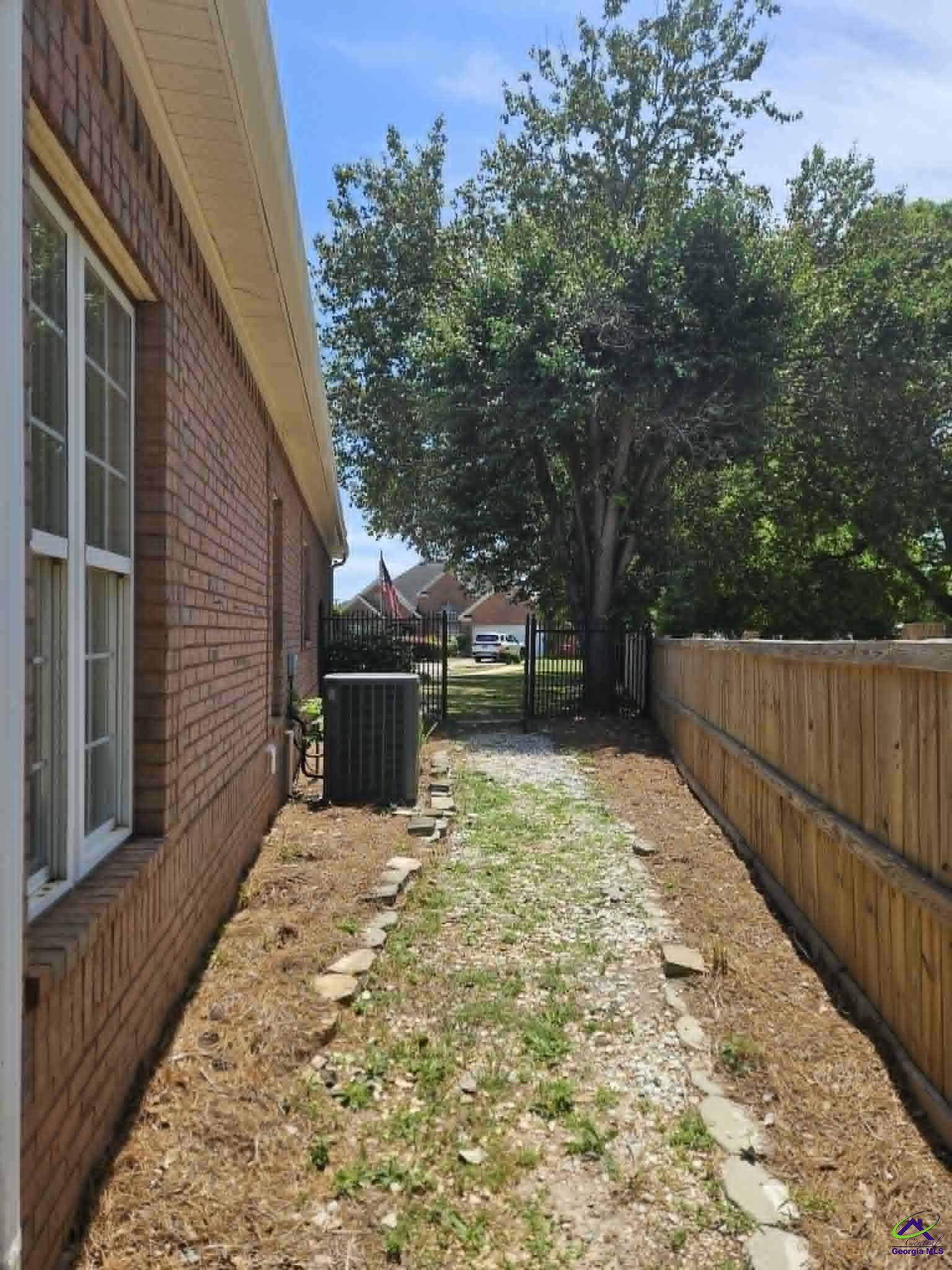 214 Tivoli Park Road