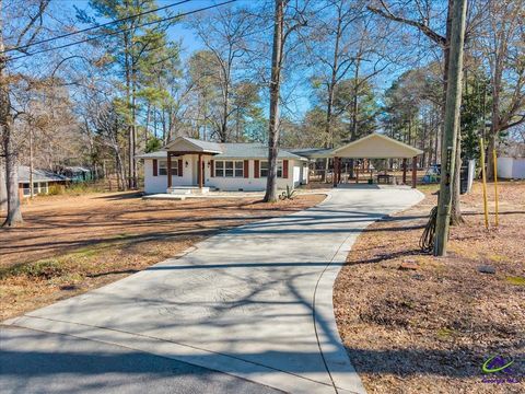 105 pine hill Circle Byron GA 31008