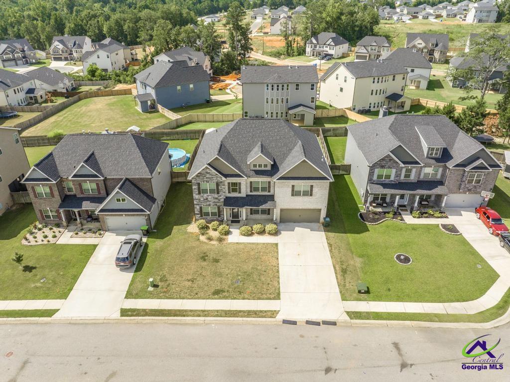 106 Lacey Oak Lane
