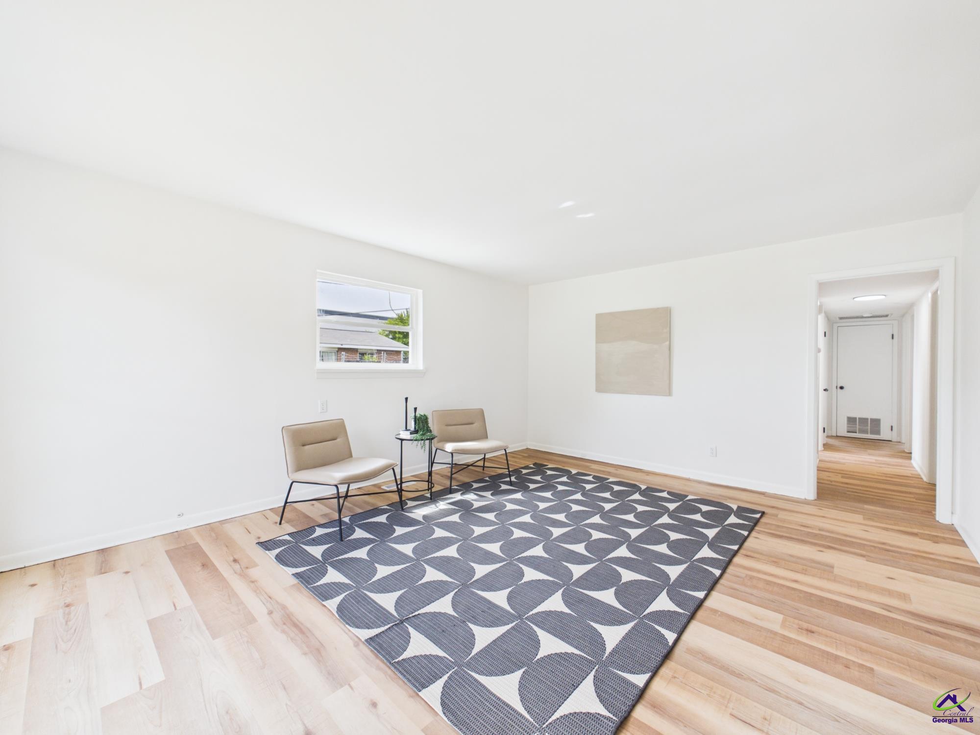 118 Meadowcliff Circle