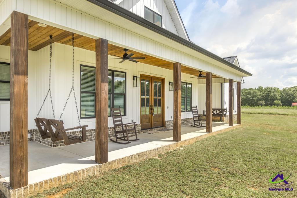 379 Horseshoe Bend Rd