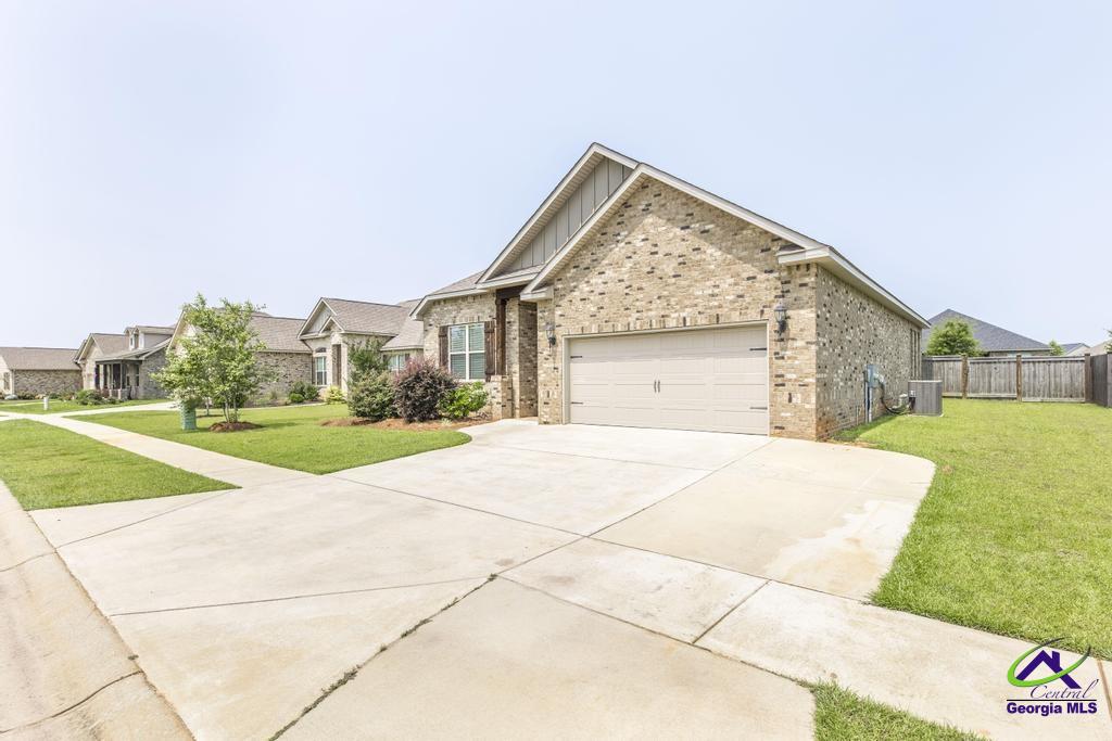 107 Agriculture Lane