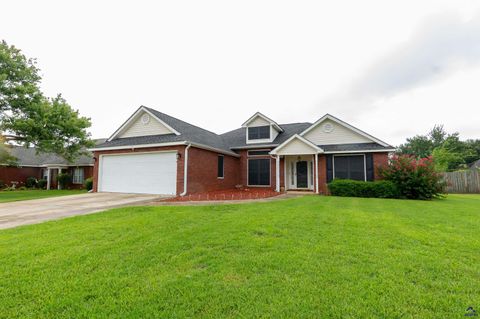 214 Bowens Mill Drive Bonaire GA 31005