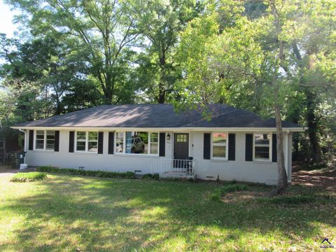 202 Springdale Drive Warner Robins GA 31069