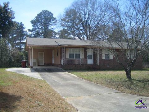 5 Hampton Square Warner Robins GA 31088