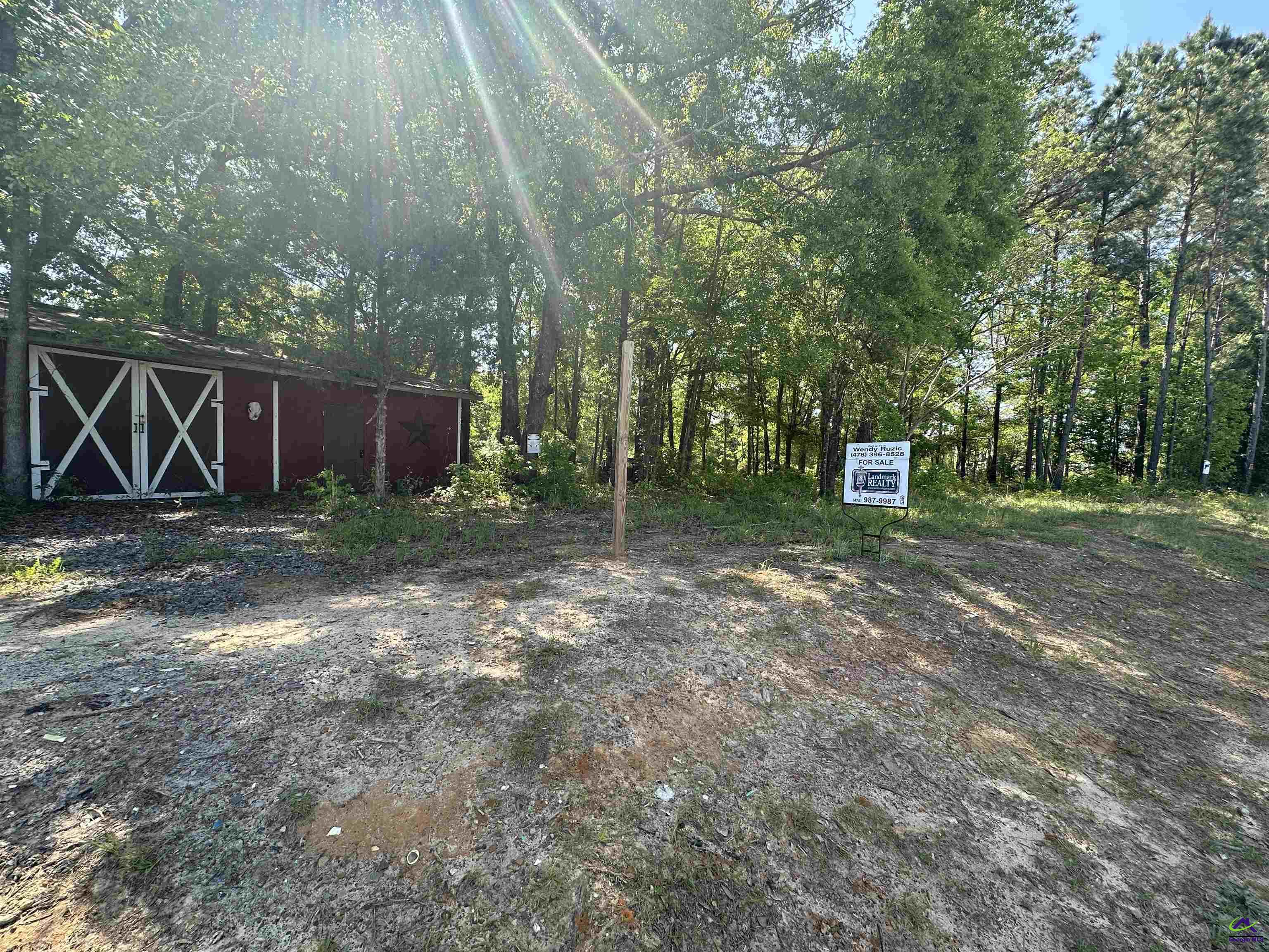 3304 Moody Road