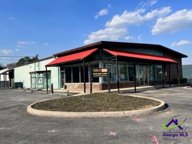 301 E Jackson Street