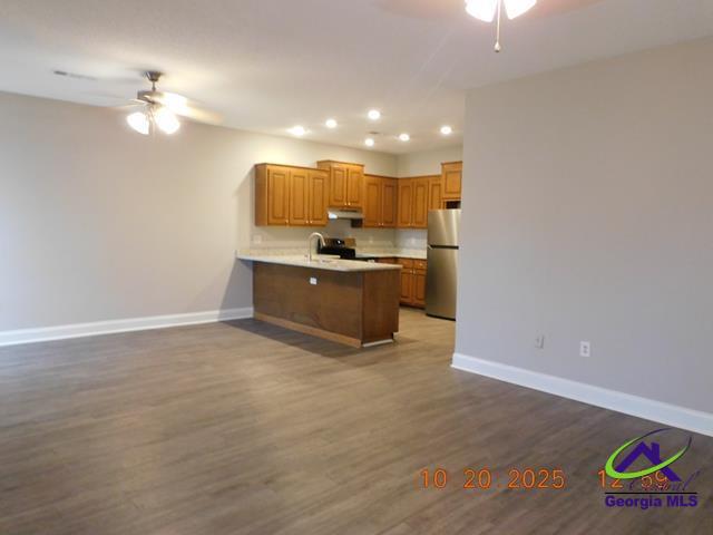 500 Club Villa Court # 2