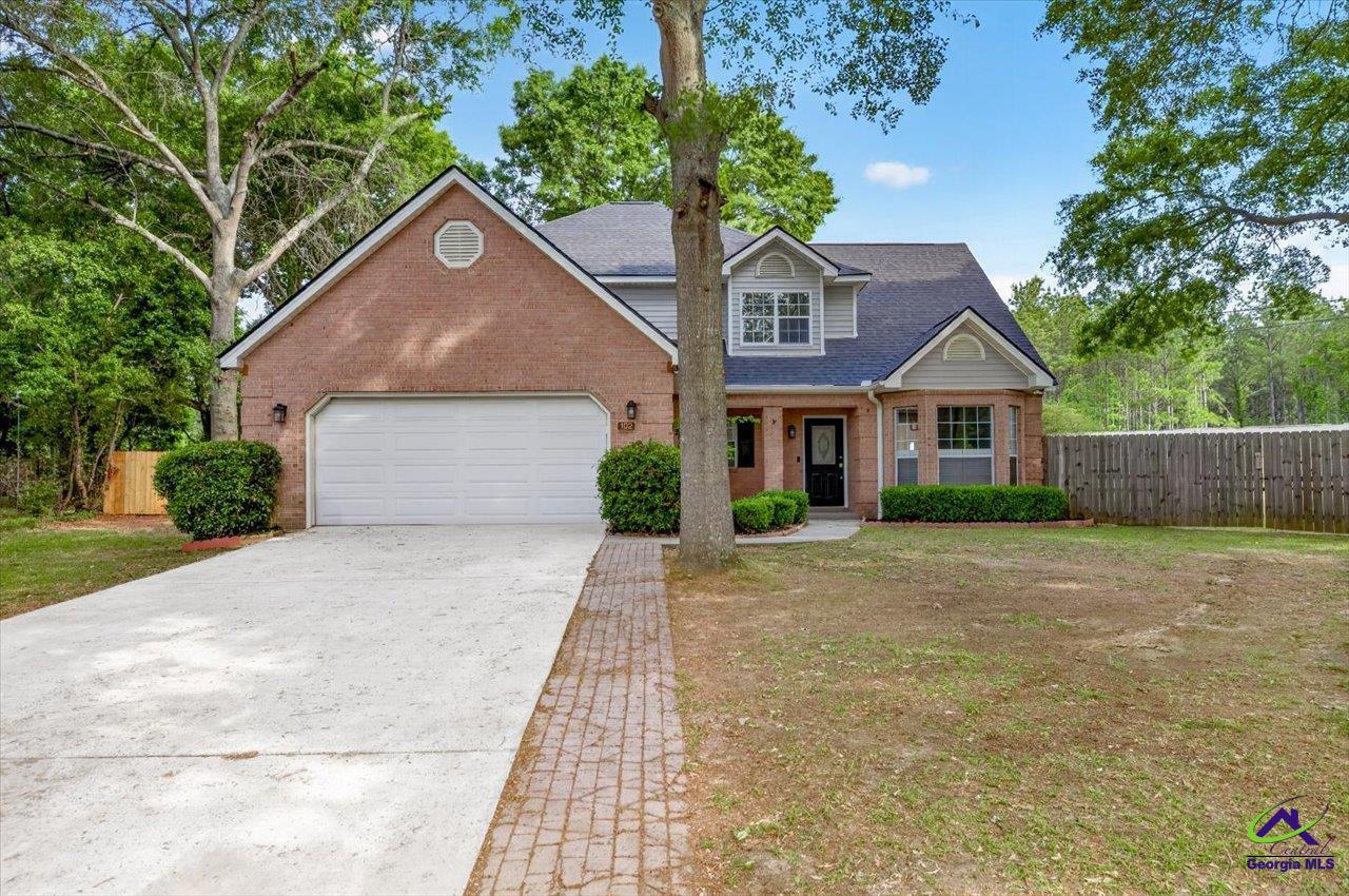 102 Applegate Court