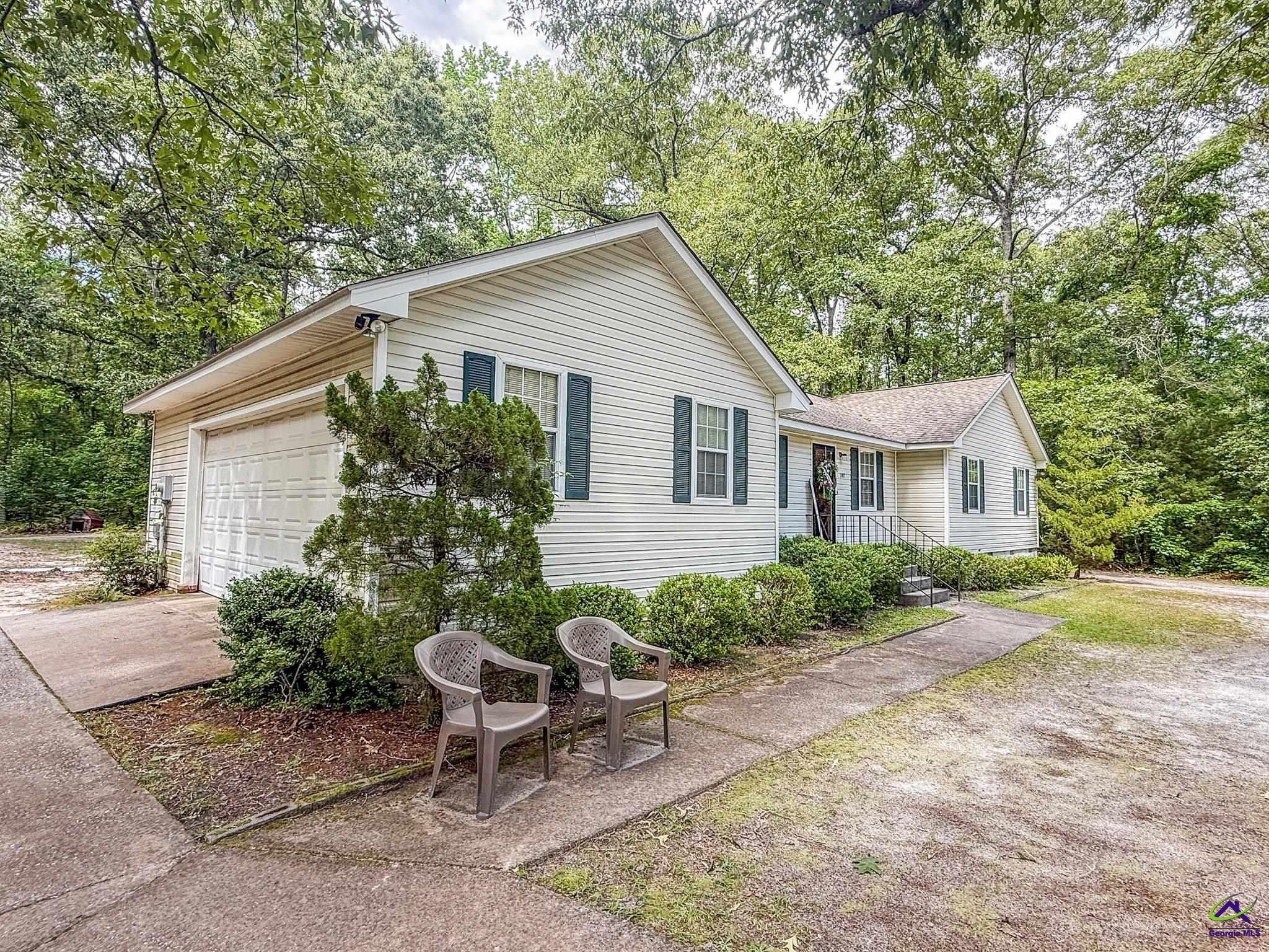 147 Glen Oaks Road