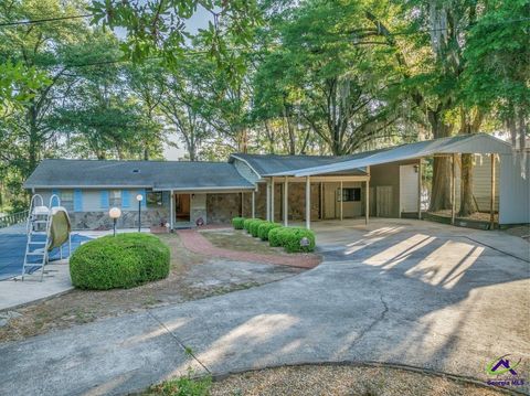 254 and 248 Mossland Drive Perry GA 31069