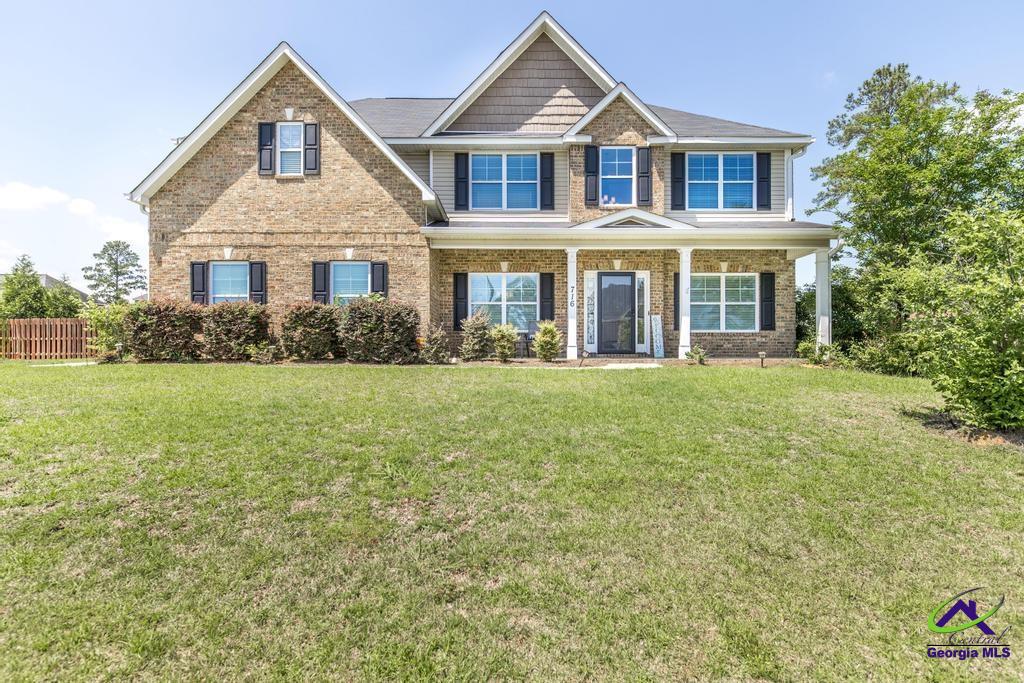 716 Foxborough Lane