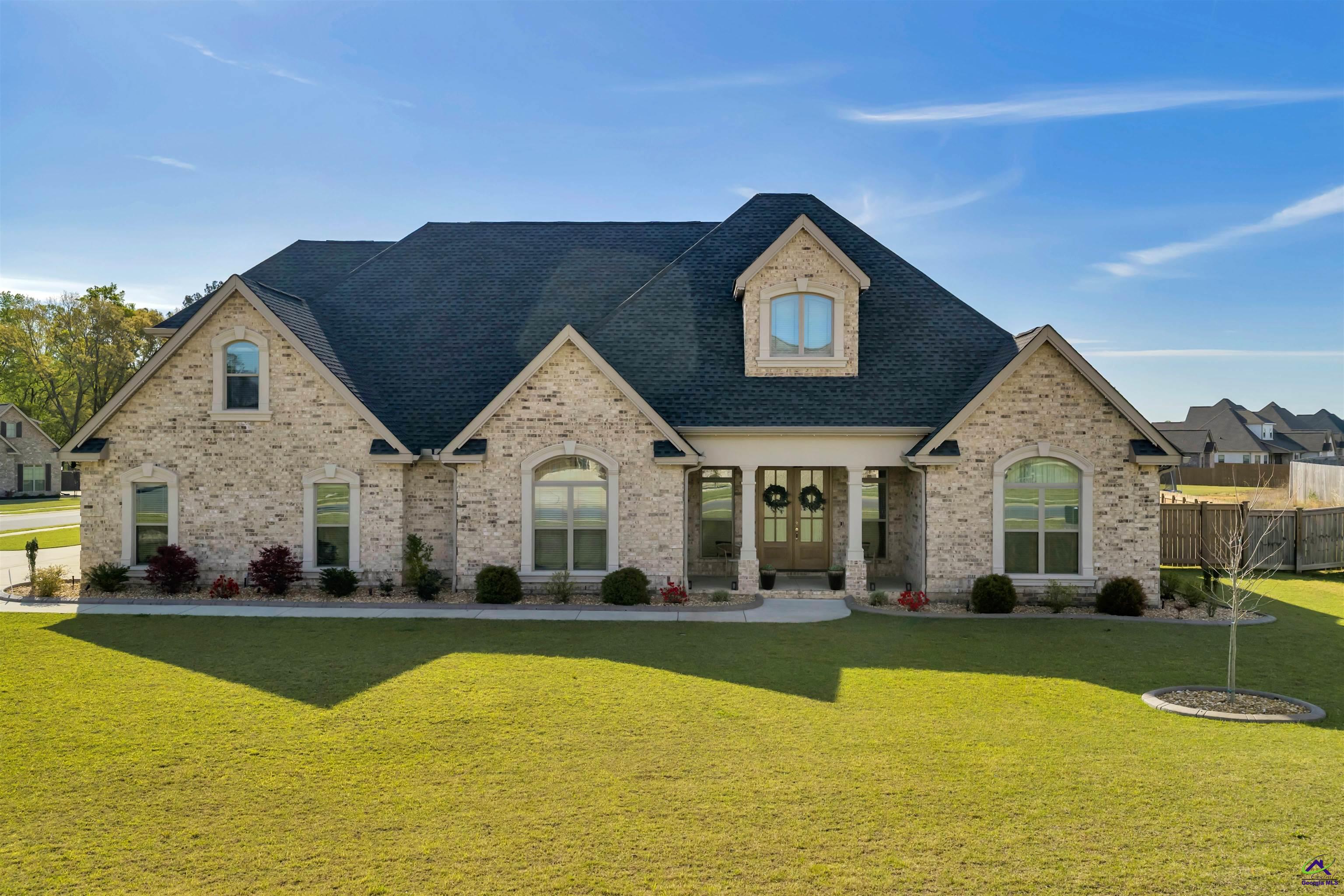 200 Bristleleaf Path