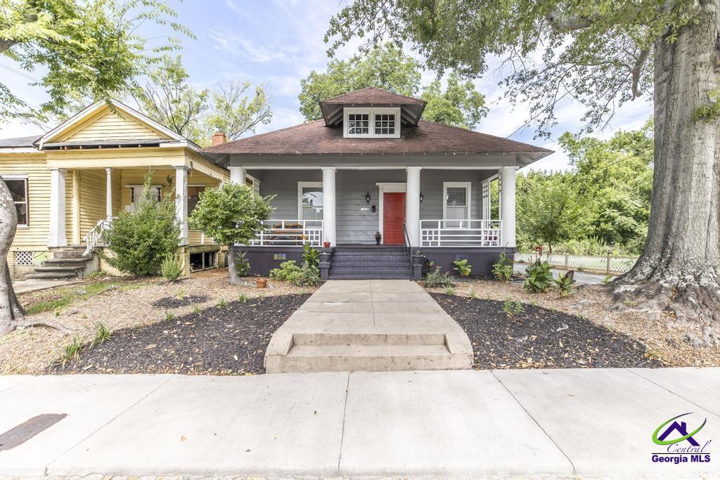 1475 Third Street