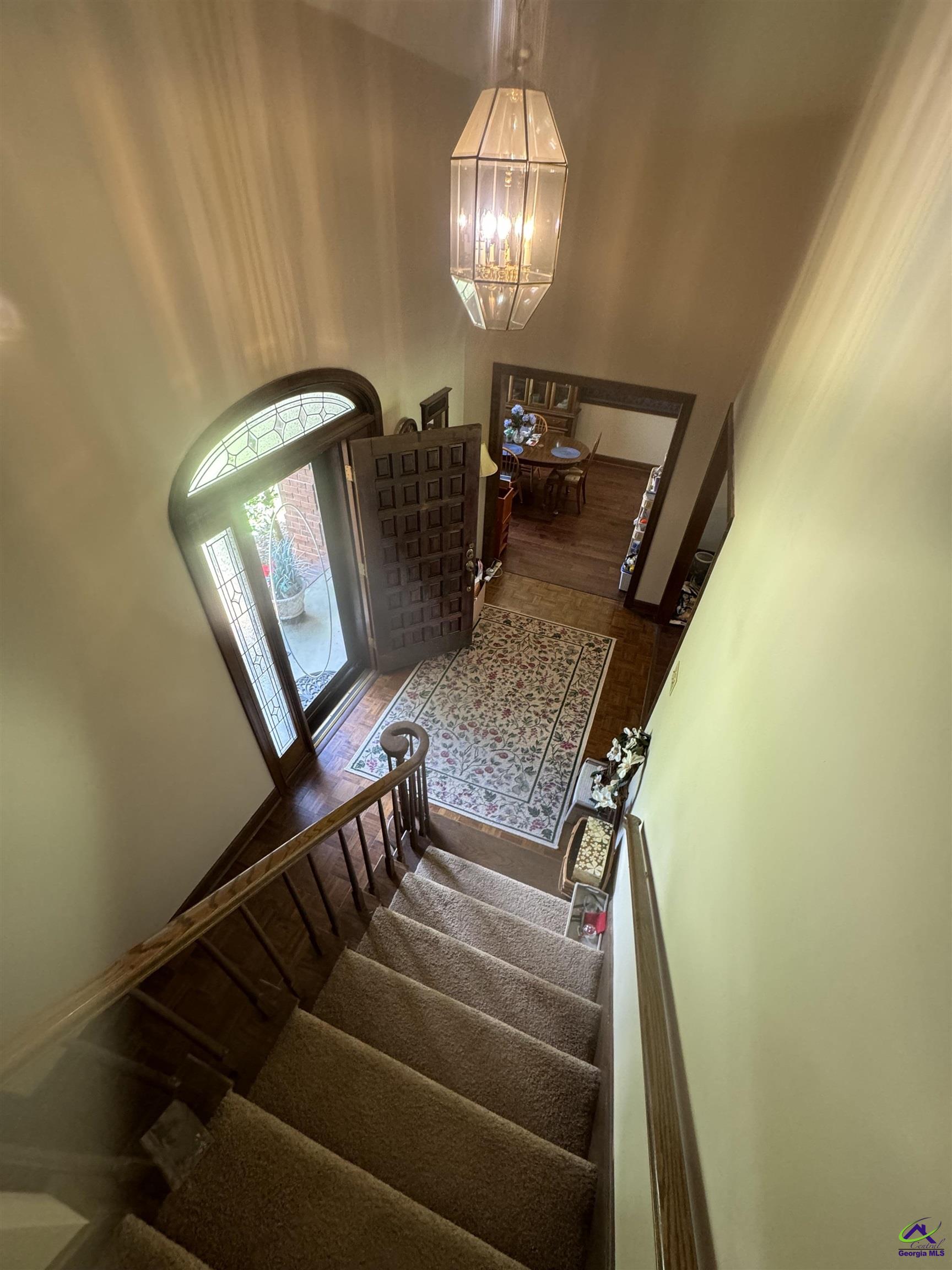 1012 Cherokee Road