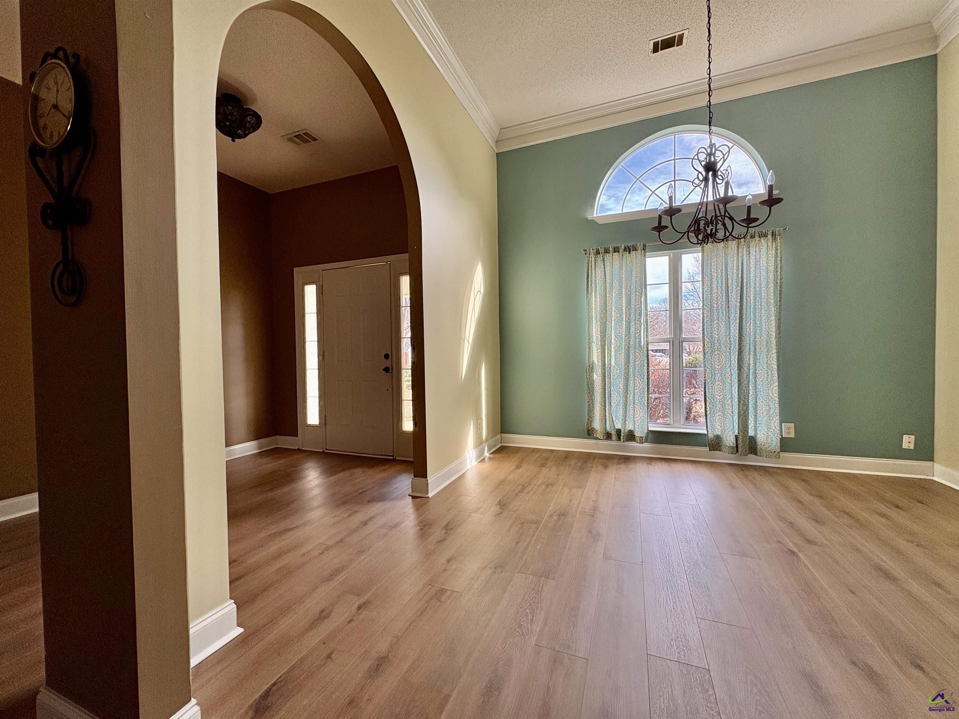 124 Lake Lillian Drive