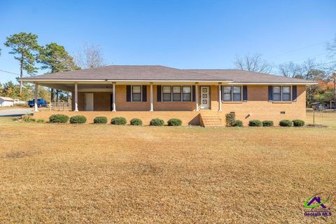 701 S GA 87 Highway Cochran GA 31014