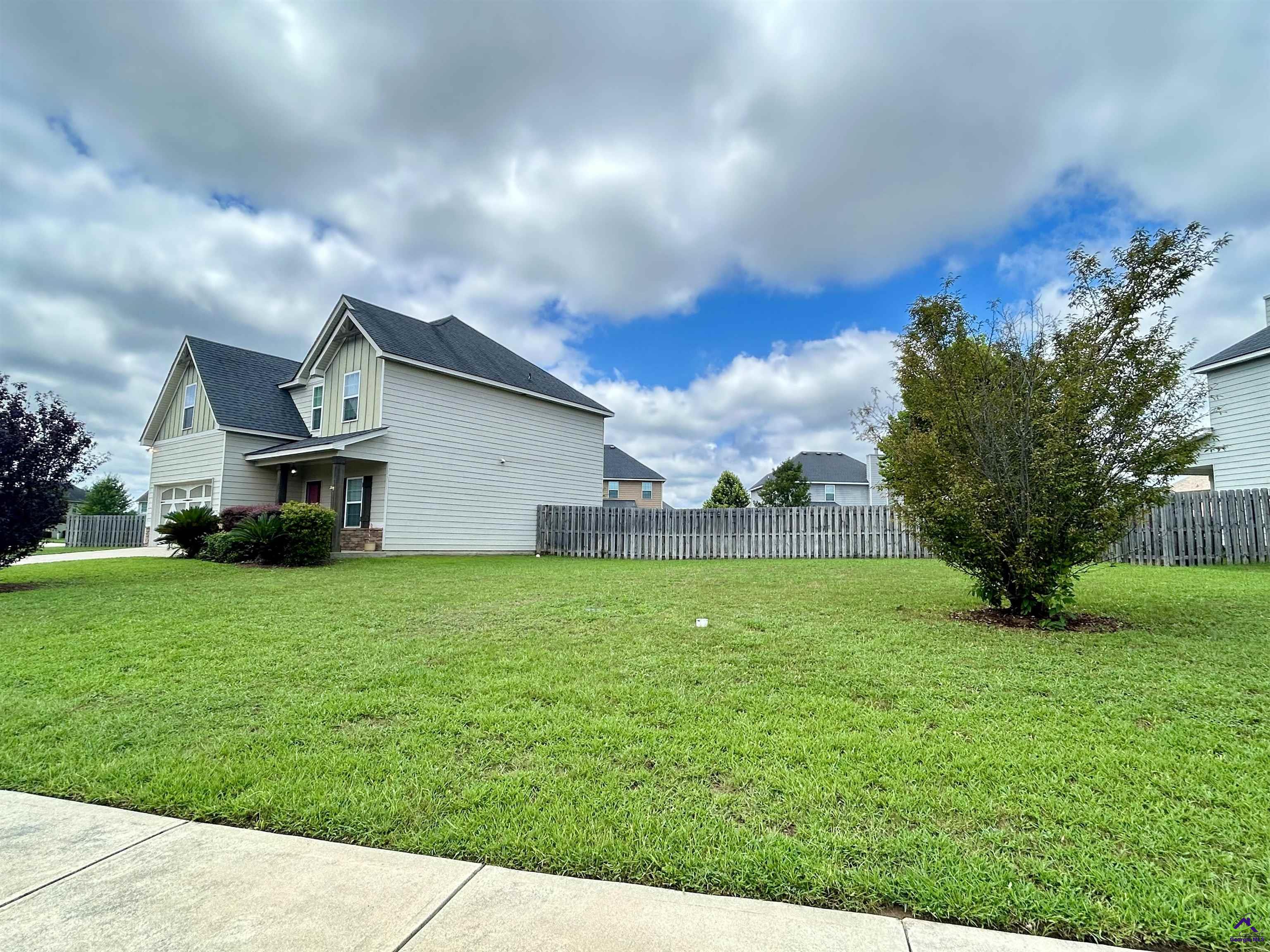 105 Brown Thrasher Lane