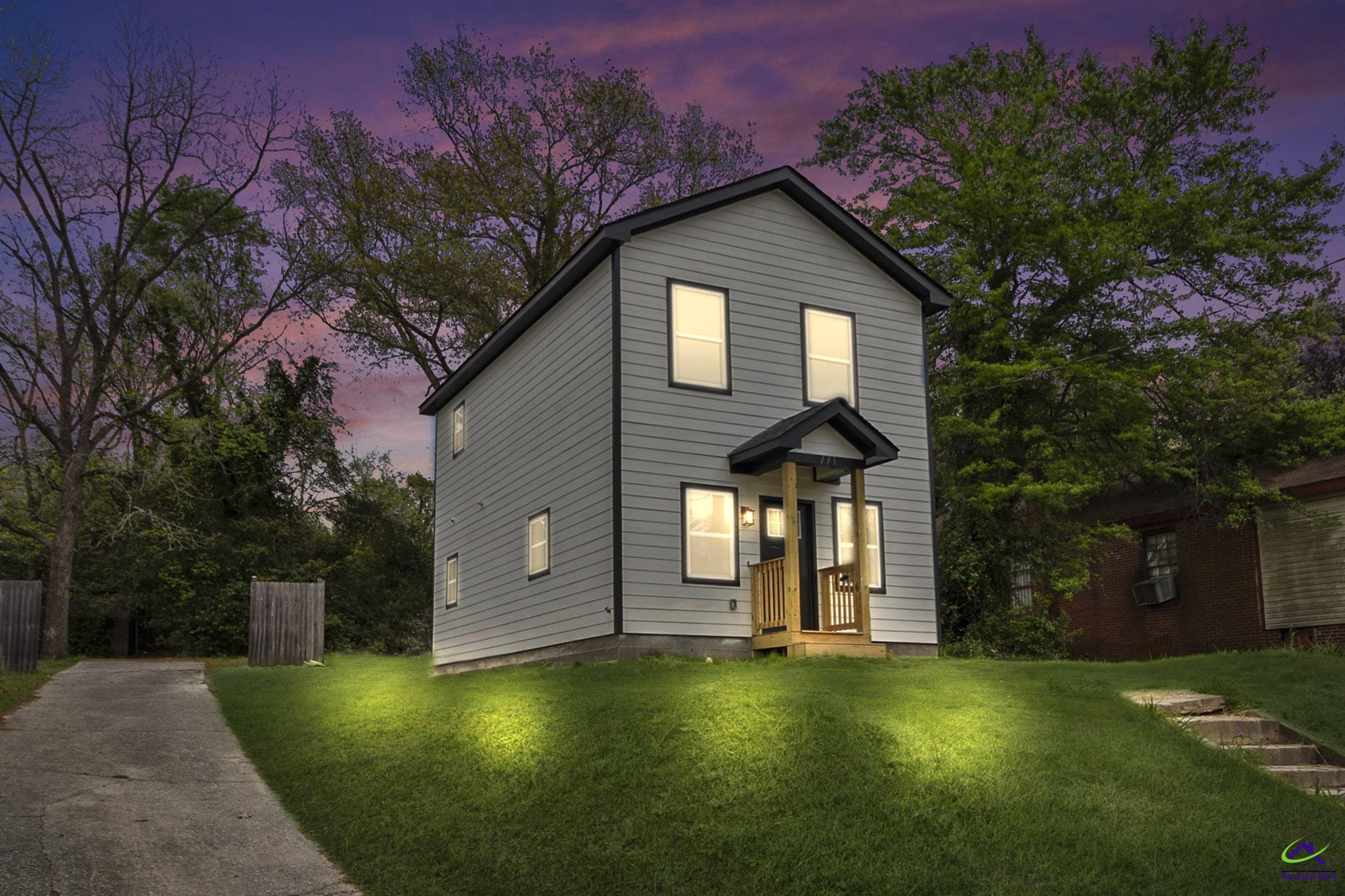 2775 Village Green Lane