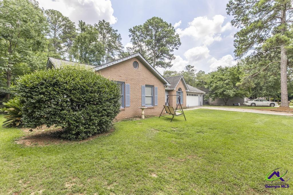 110 Brittany Court