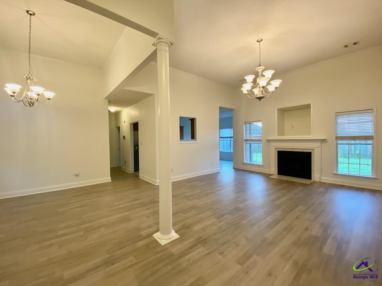 104 Manchester Lane