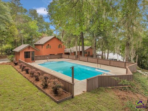 115 S Lake Drive Perry GA 31069