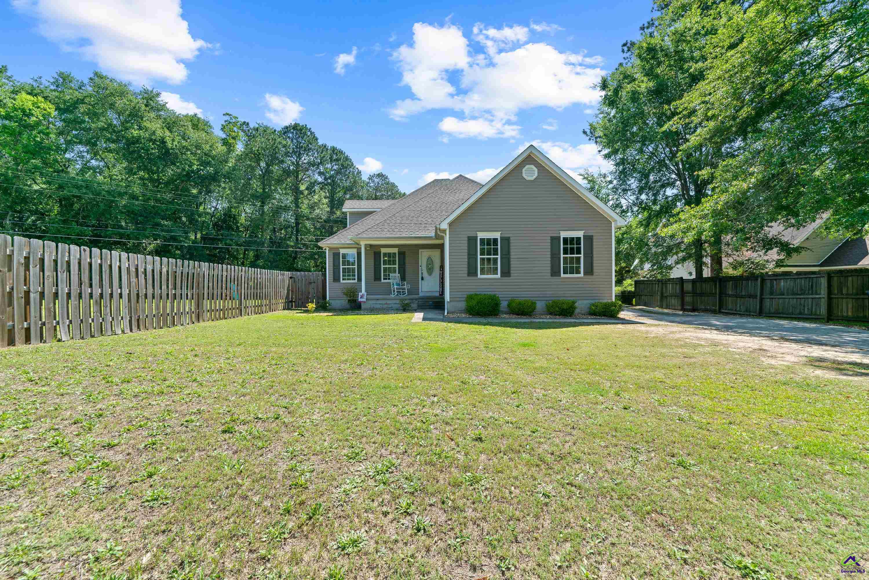 395 Chapman Road