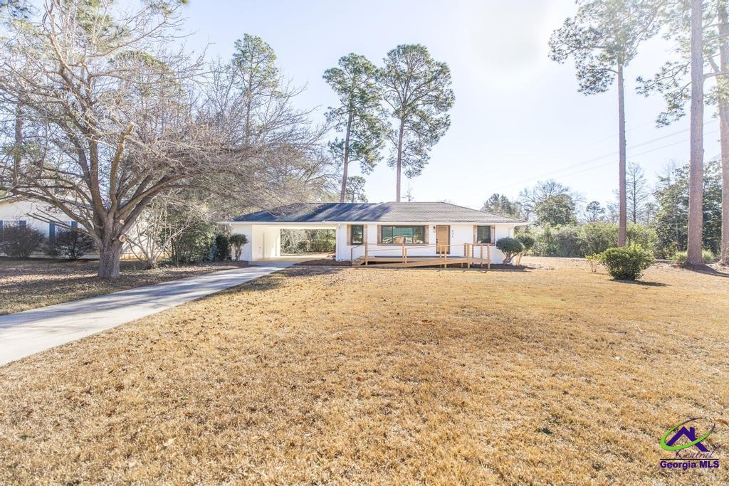 634 Pine Ridge Street