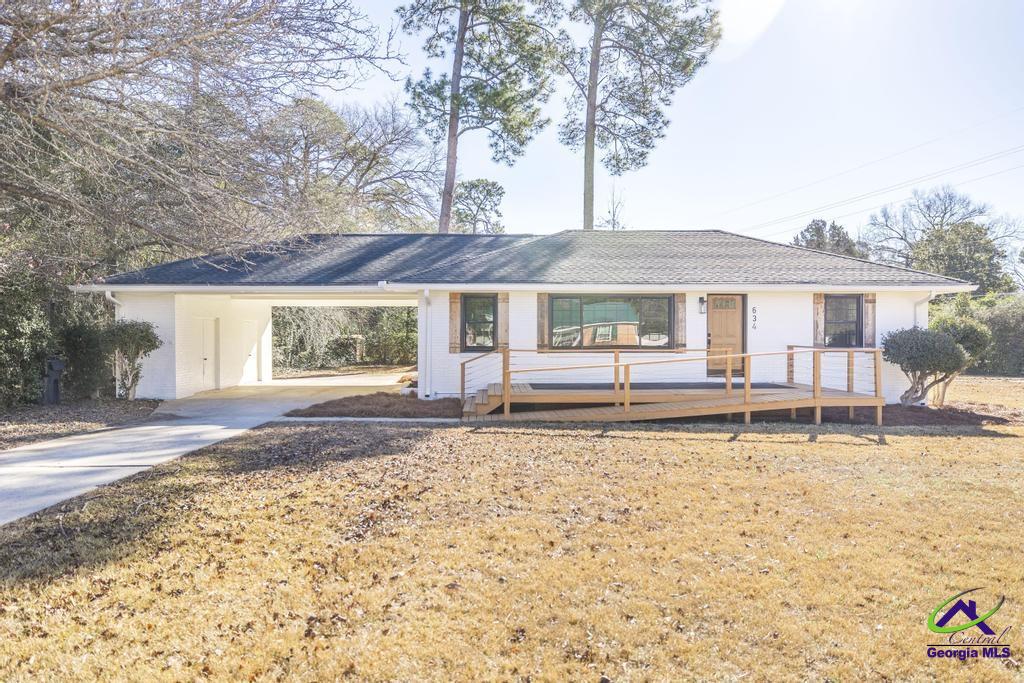 634 Pine Ridge Street