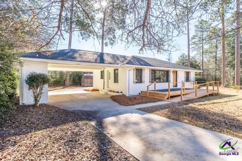 634 Pine Ridge Street Perry GA 31069