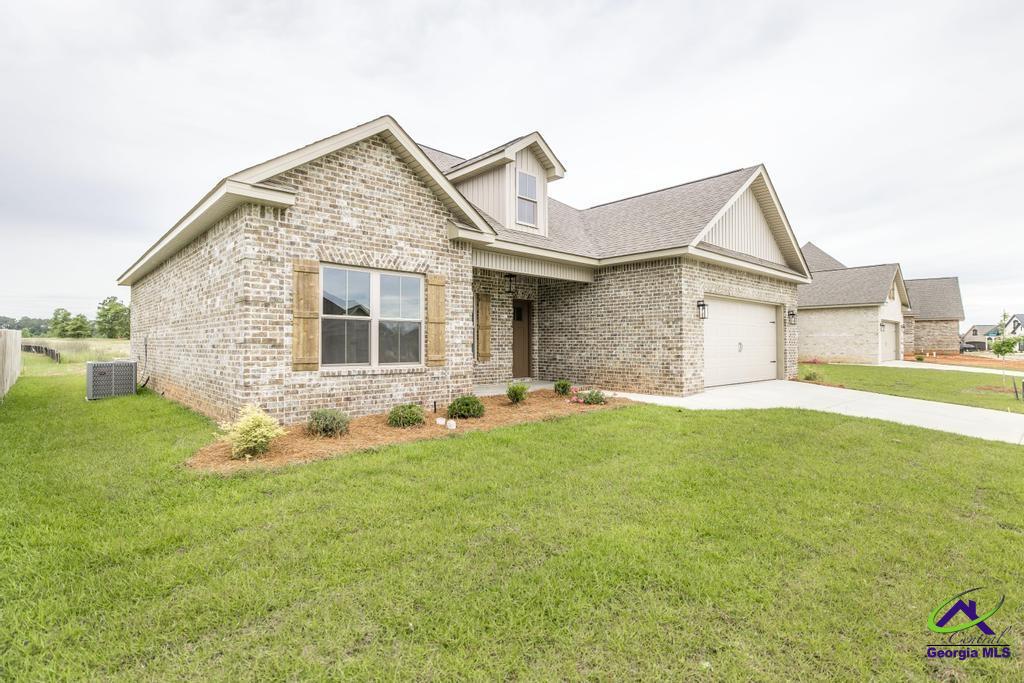 302 Willowbrook Lane