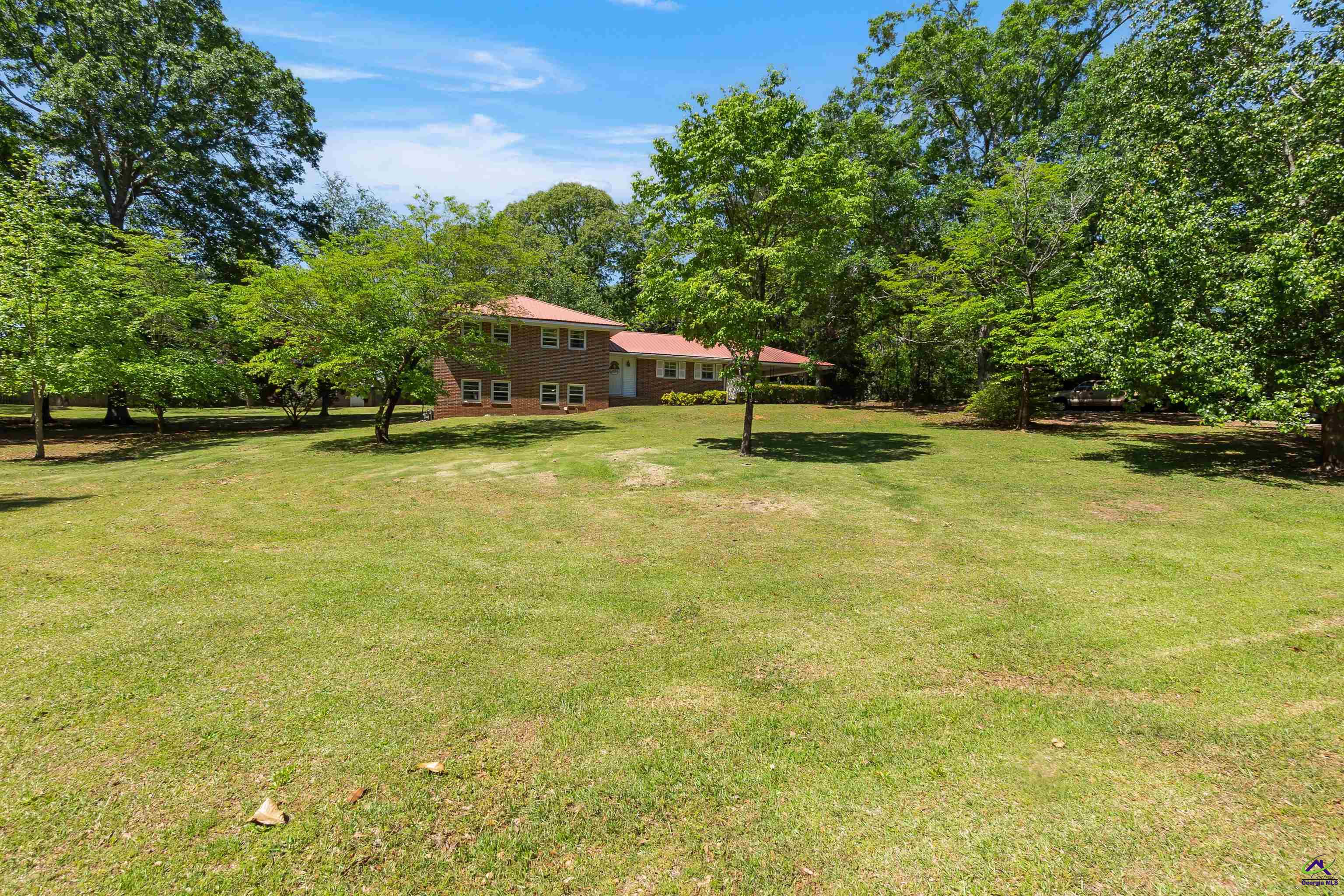 82 Pineview Circle