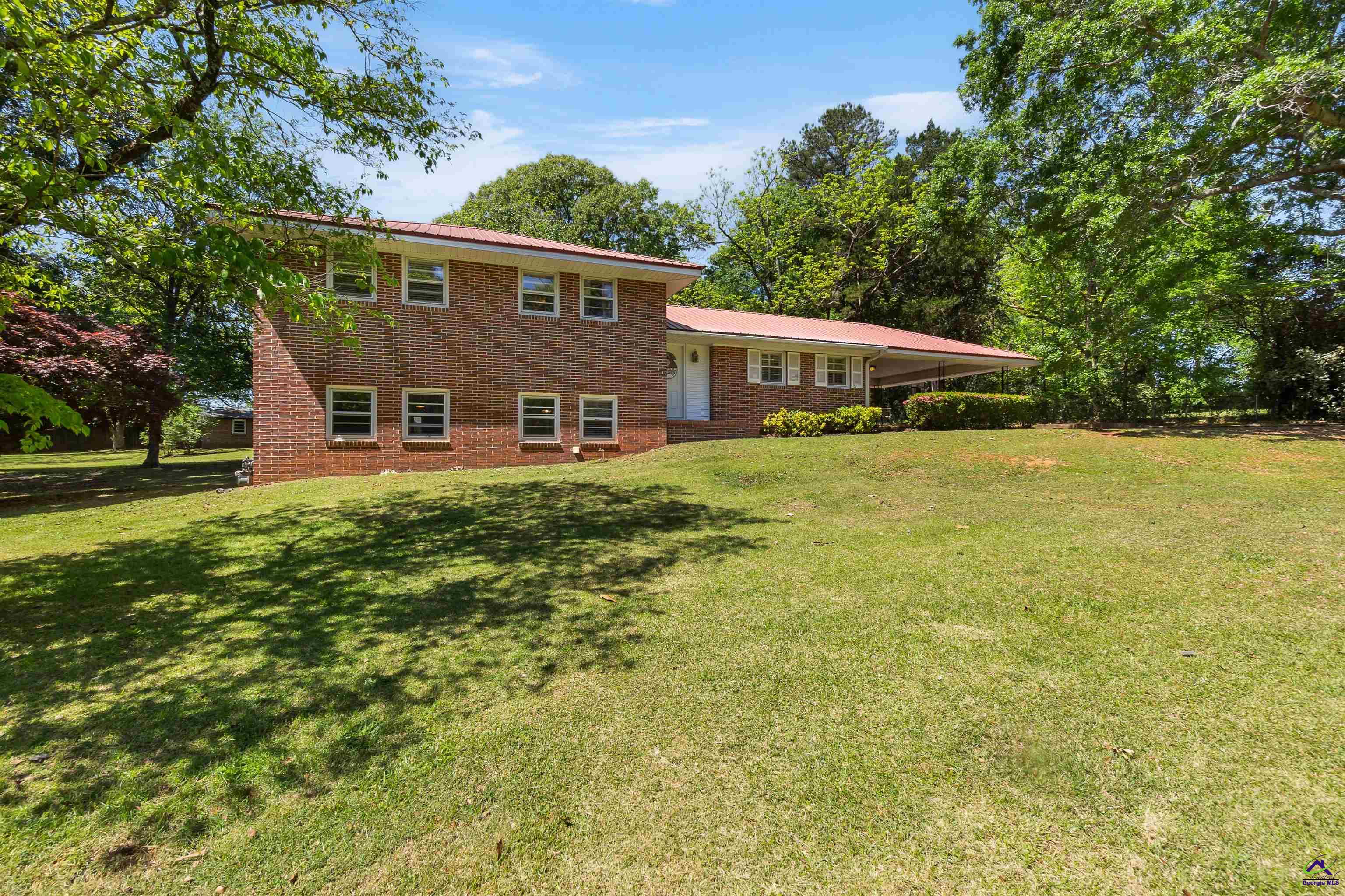 82 Pineview Circle