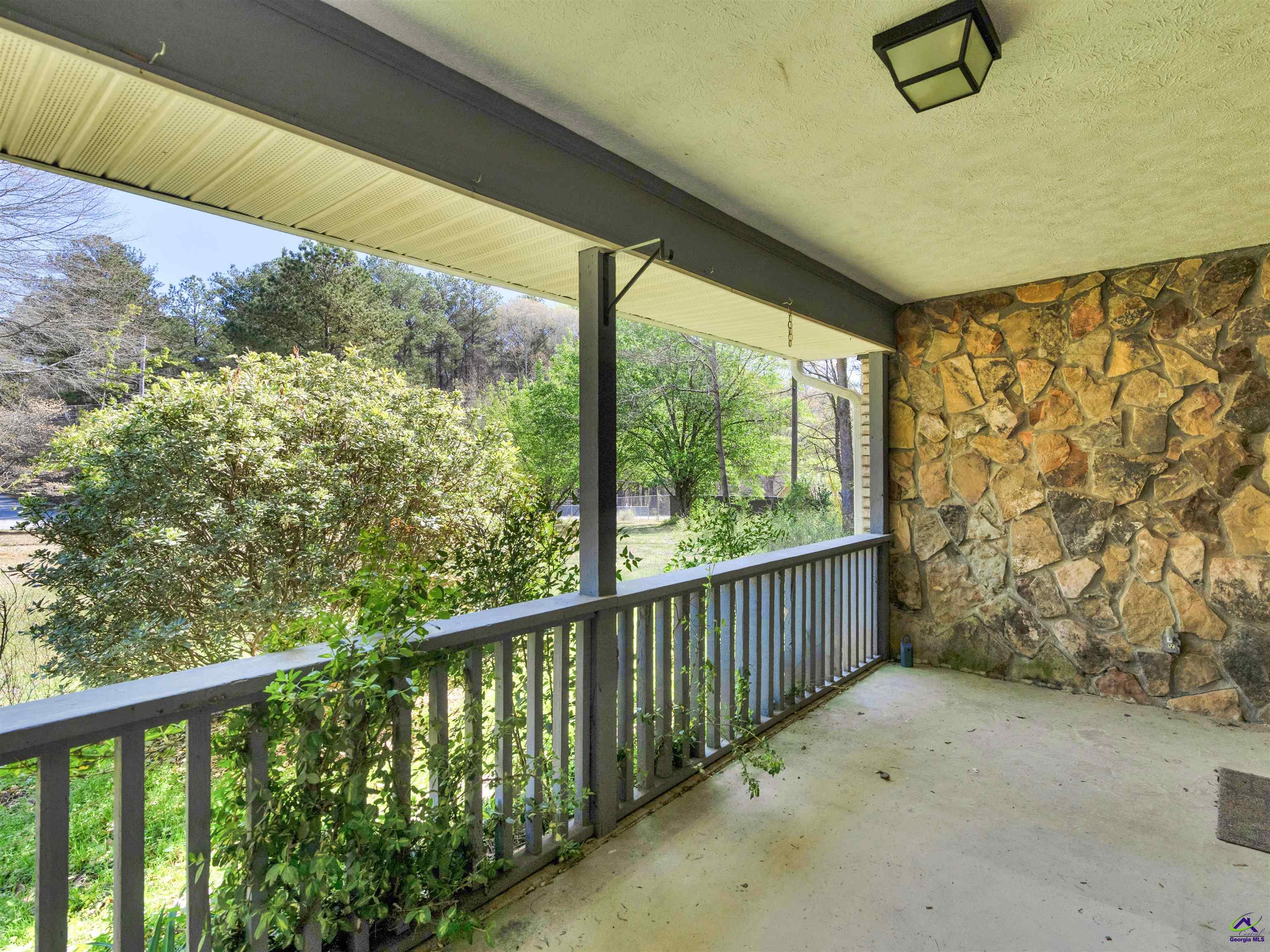 1001 Stagecoach Road