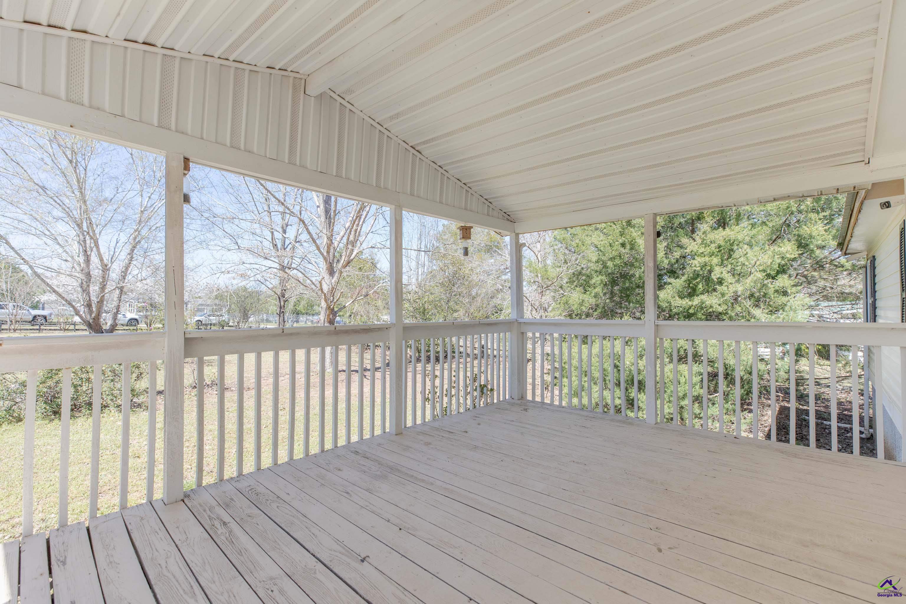 352 Edgewater Drive